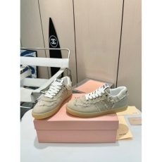 Miu Miu Casual Shoes